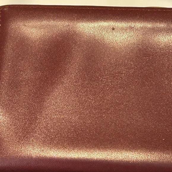 Cartier Must de Cartier Tri-fold Long Wallet Clasp Wallet & Crossbody Gold Chain - Picture 4 of 10